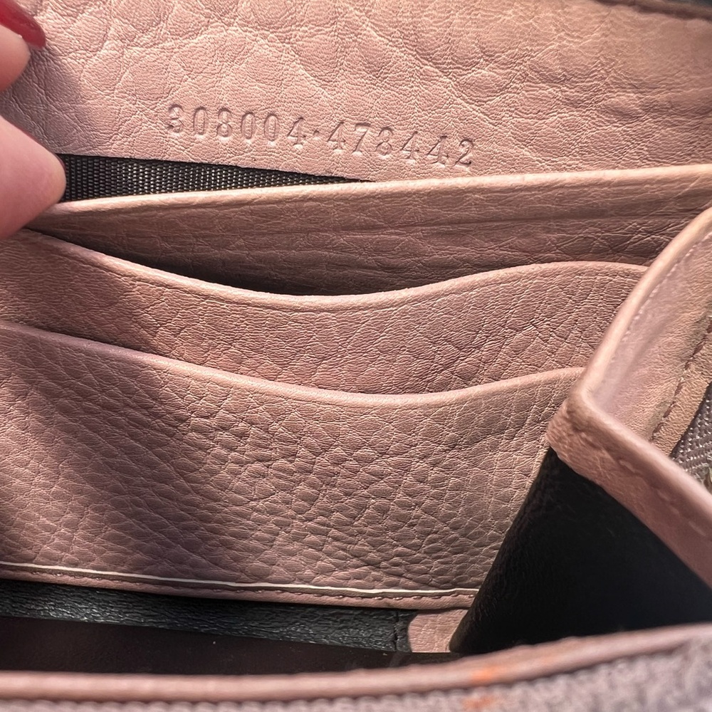 EUC GUCCI SOHO LEATHER LONG WALLET - Picture 8 of 8